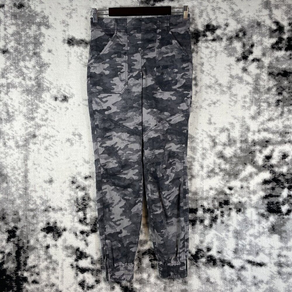 Spanx Twill Cargo‎ Jogger Womens Size Small Gray Camouflage Casual Comfort